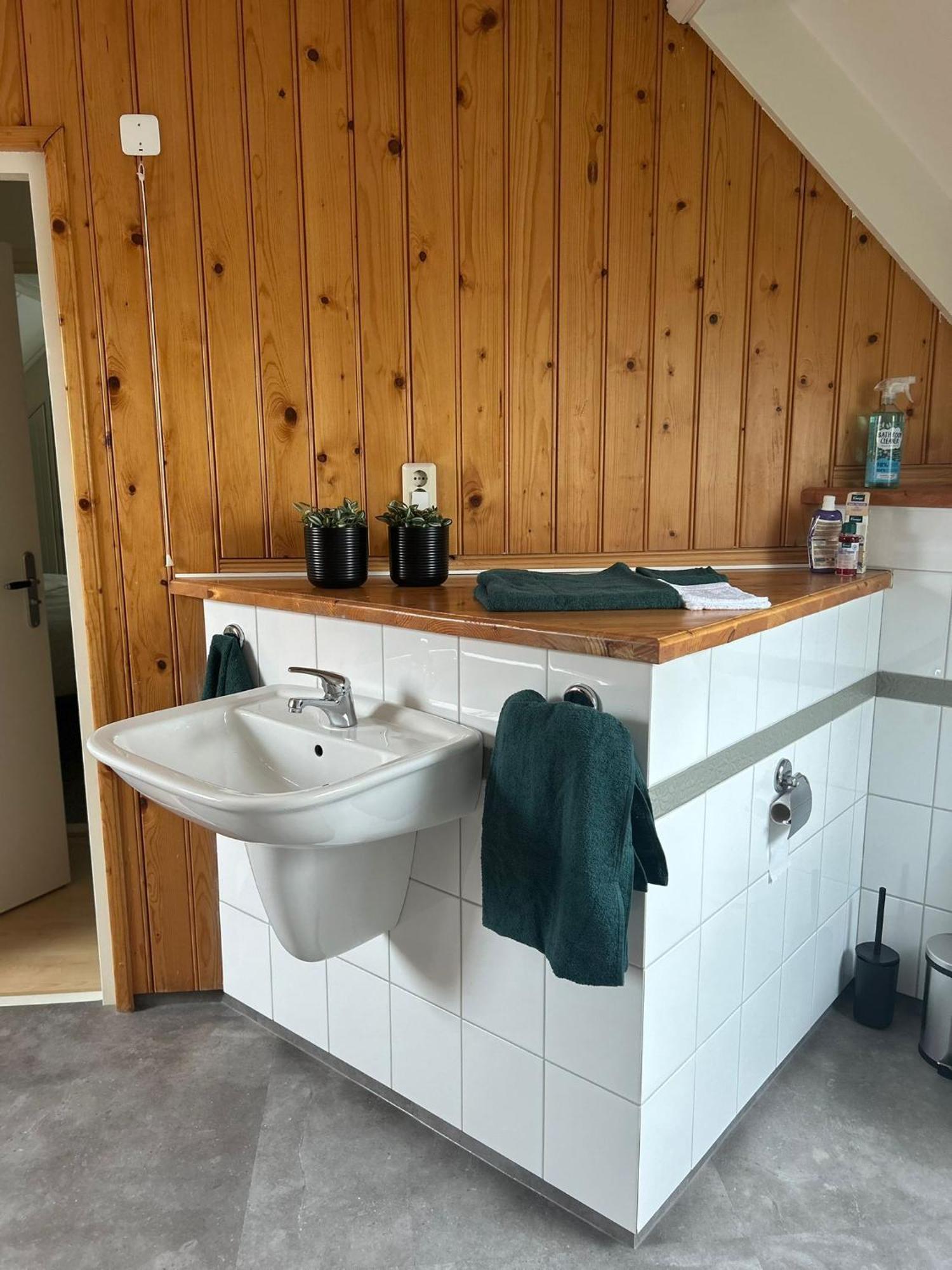 B En B Bij Kees & Dees Bed and Breakfast Nieuwerkerk  Buitenkant foto
